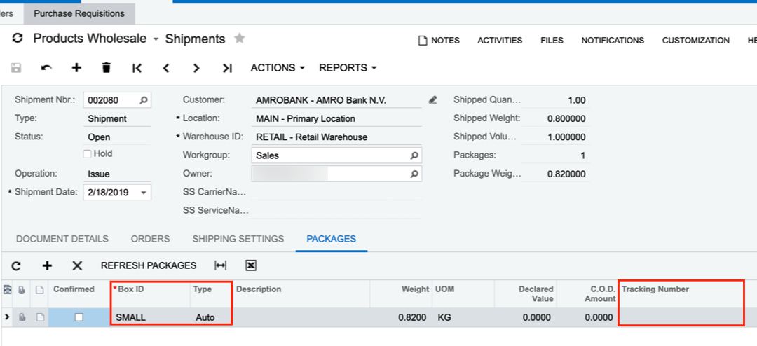 Acumatica Shipments screen with Box ID, Type, and Tracking Number fields highlighted in packages view.